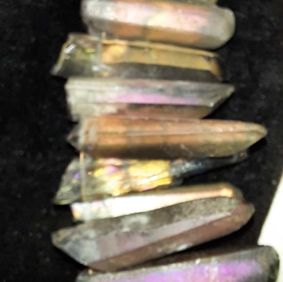 Aura quartz irridescent Brutalist crystal pointed gemstone points necklace - Picture 7 of 11
